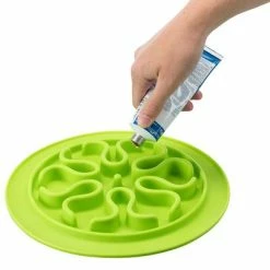 Trixie Slow Feed Foot Mat - Silicone -Zooplus Sales Shop 213497 trixie futtermatte slowfeed silikon 24cm hs 08 5
