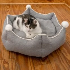 Crown Cat Bed -Zooplus Sales Shop 233898 crown mit katze fg 9006 2