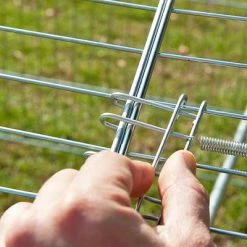 Kerbl Luxus Metal Run With Pitched Roof -Zooplus Sales Shop 248789 freilaufgehege 4eck spitz 4 9